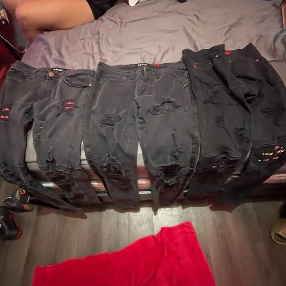 Black jeans - Picture 1 of 4